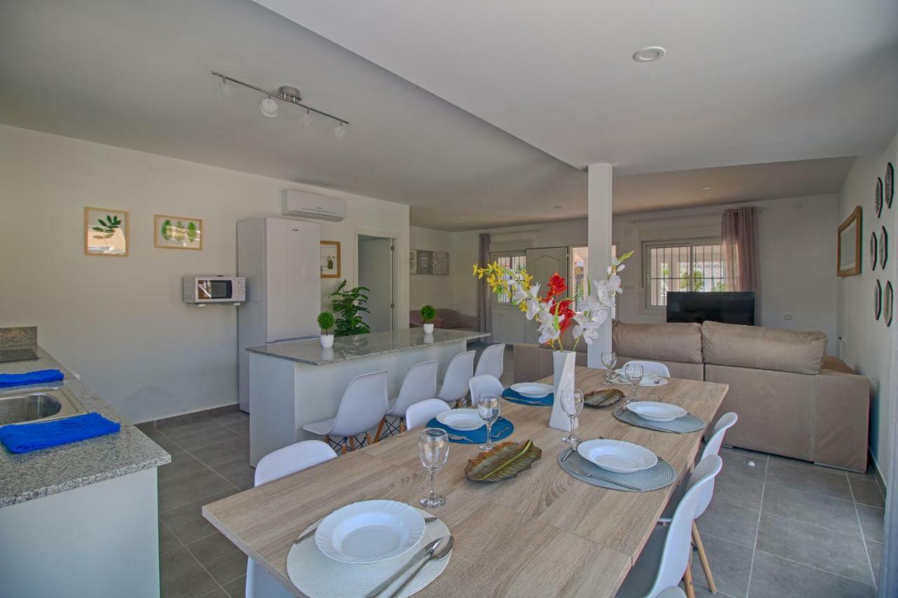 Holiday Villa Tatiana Кальпе Экстерьер фото